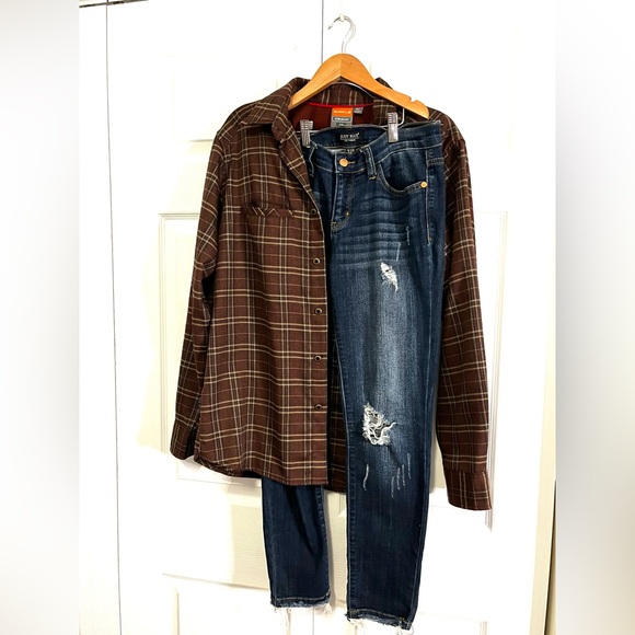 Merrell Long Sleeves Plaid Opti-Wick Button Up shirt size M - Picture 2 of 11